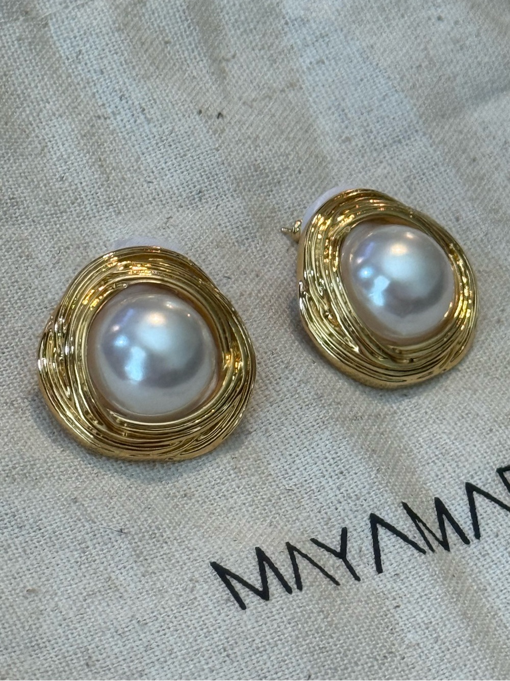 New mayamar gold plated  and pearl stud earrings - Picture 4 of 4